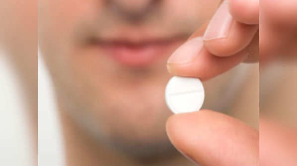 Regular aspirin use cuts overall cancer risk
