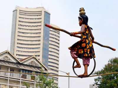 Sensex gives up gains to turn red; HDFC, RIL down