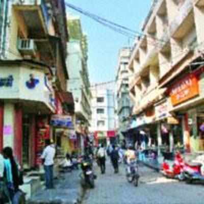 Panvel city cops install CCTV cameras at Zaveri bazaar to avoid robbery