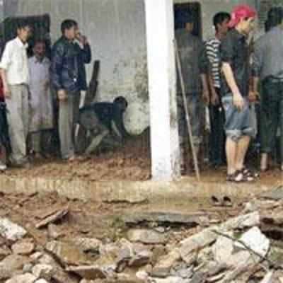 School roof collapses in Uttarakhand, 18 kids die