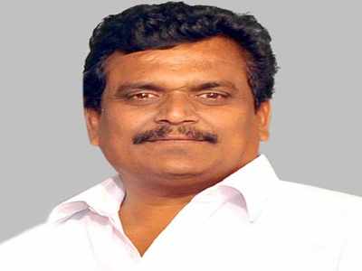 TTV Dinakaran aide Thanga Tamilselvan joins DMK, praises MK Stalin