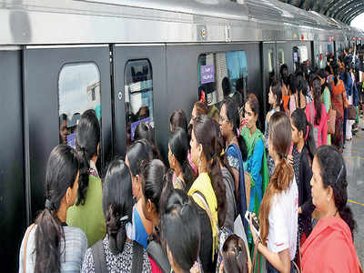 Namma Metro guards leave women defenceless