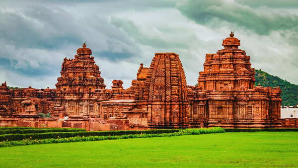 10 iconic monuments in India left behind by different dynasties