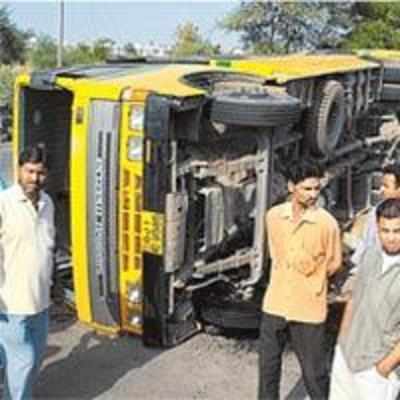 12-yr-old dies in bus accident