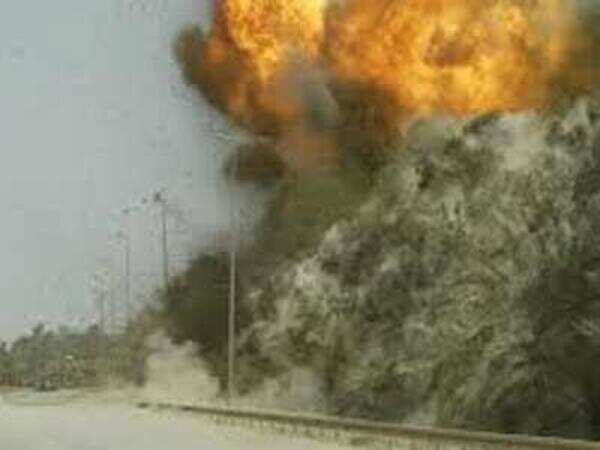 2 dead, 5 hurt in cracker material blast