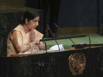 BJP protests Shashi Tharoor's comment on Sushma Swaraj's address to UN