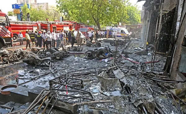 Ahmedabad: Fire breaks out in building at Shyamal, no casualties