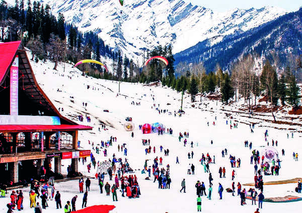 Dozens of pilots flying paragliders with fake documents in Kullu dist