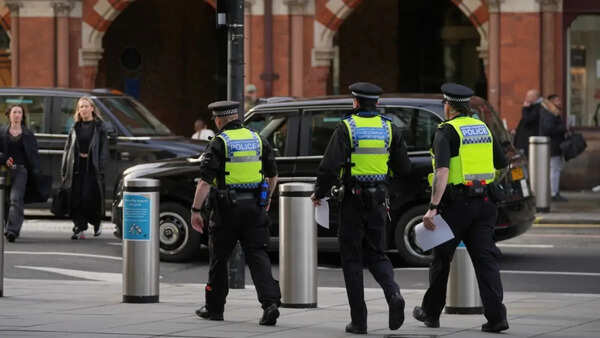 Two men stabbed at Luna Springs music event in Birmingham, crowds told to leave venue