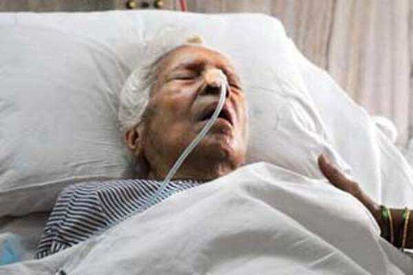 Achala Sachdev abandoned by B’wood