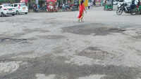 GCR link in Gurgaon pothole-ridden and dusty, commuters say no permanent fixes