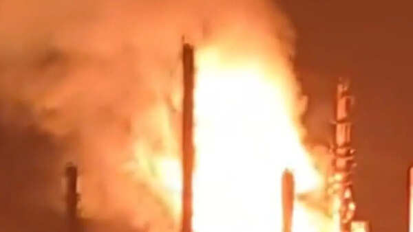 'Blaze not yet under control': Fire breaks out at Viva Energy's Geelong refinery in Australia