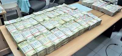 Bengaluru cops turn robbers, for Rs 1 cr