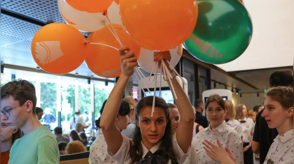 McDonald's restaurants reopen in Russia