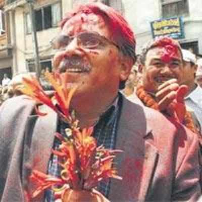 Nepal Maoists stage victory rally