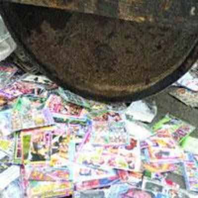 Citizens should refrain from buying pirated CDs