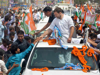 Rahul in Ayodhya, the first visit by a Gandhi since 1992 Babri demolition