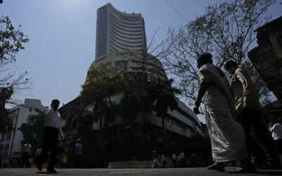 Stock Market LIVE Updates: Sensex tanks 872 points to close at 58,774 amid weak global cues; Nifty settles at 17,491