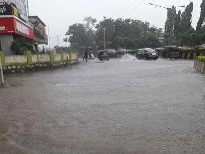 Mumbai Rains, Traffic on Roads and Local Trains News Live Updates: As Mumbai gets back on its feet, missing doctor's body found