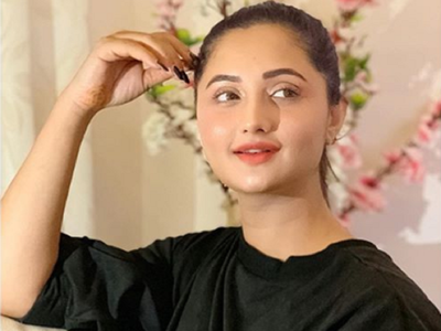 Rashami Desai urges people to unite, support government’s decision to ban Chinese apps