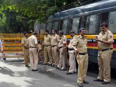 HC hauls up police for passing the buck to BMC