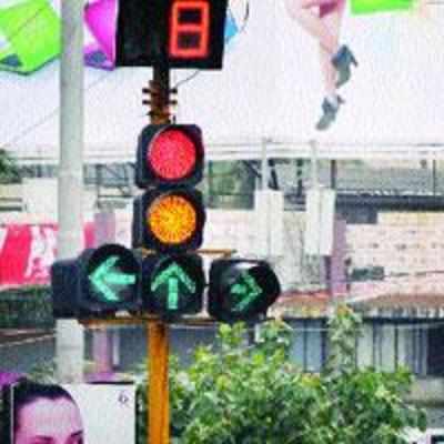 NMMC plans to replace 27 signals at key junctions