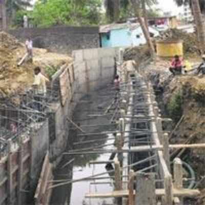 Govt's sops to plot owners for drain widening project