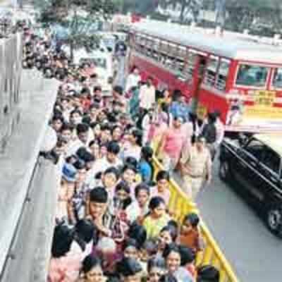 Mahalaxmi temple takes a queue from Jodhpur stampede