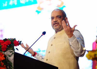 BJP president Amit Shah dares K Chandrasekhar Rao to give Telangana CM seat to SCs in 2018 polls