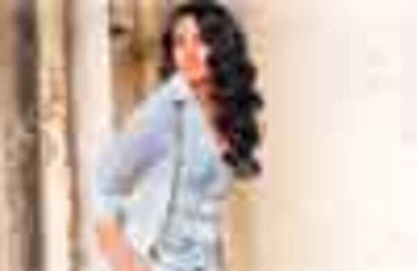 Lucky Bee bags a Big B film