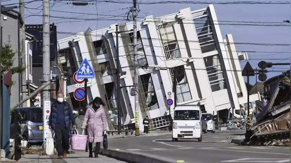 Series of earthquakes jolt Japan