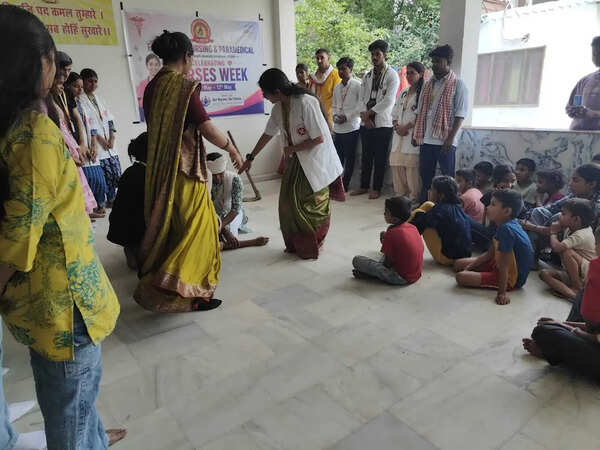 Heatwave awareness drive held to mark Nurses Week