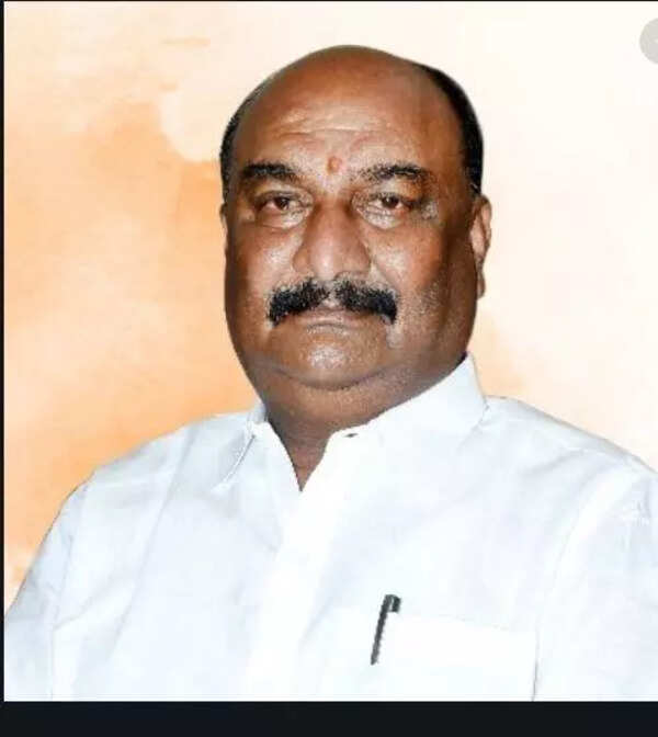 MP Bhumre says will sue UBT’s Danve for levelling ‘baseless’ allegations over Samruddhi land
