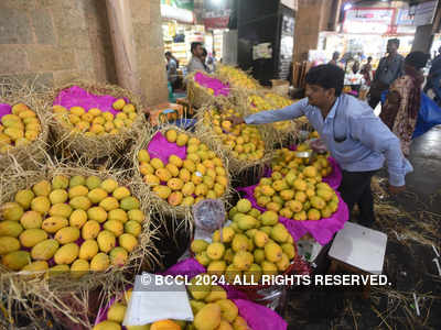 As Ramadan coincides with summers after 20 years, mangoes get a welcome boost