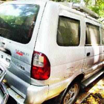 Vashi police arrests 3 car thieves, recover stolen vehicles