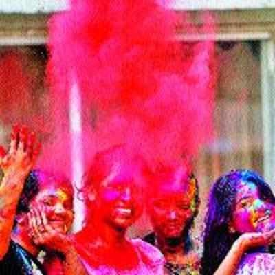 Holi festival ends on a peaceful note