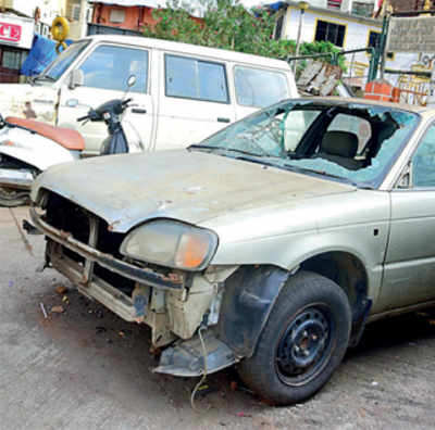 Vehicles left to die on roads will earn BMC some money