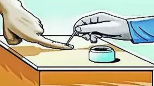 Tight contest between BJP’s Joshi & Cong’s Anjana