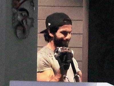 Coronavirus outbreak: All gyms in the city are shut, but not for Shahid Kapoor
