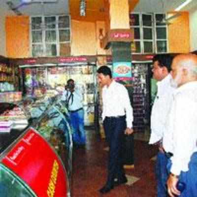 FDA conducts pre-Diwali raid to ensure sweet quality in eateries
