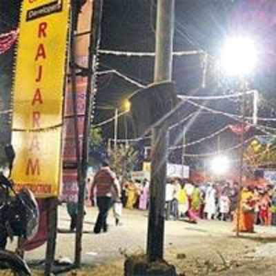 Trustees steal power to light Thane temple