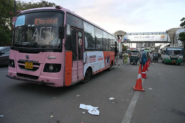 JCTSL bus shortage cuts service, increases wait times