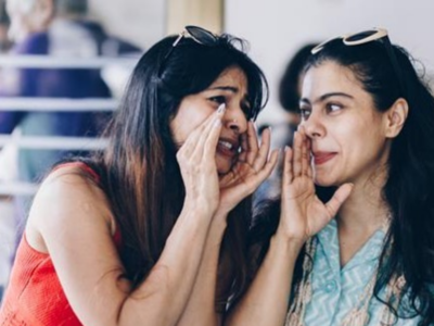 Photo: Kajol's adorable birthday wish for sister Tanishaa Mukerji