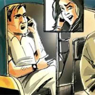 Hotel manager jumps off Thane bridge leaving his girlfriend hanging on cell