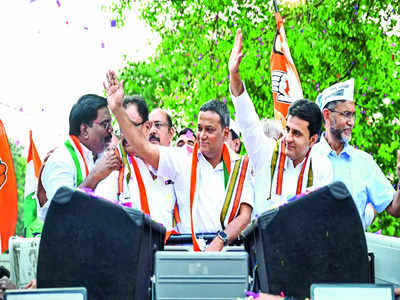 Race to Lok Sabha: Khan promises justice for all