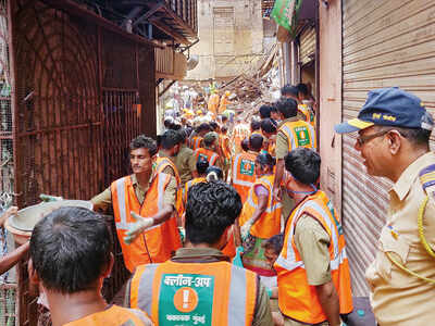 Dongri bldg collapse: BMC wants MHADA to act on cessed building violations