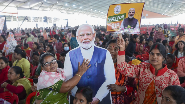 ‘Jungle raj’ must end for growth: PM Modi in West Bengal; attacks TMC govt
