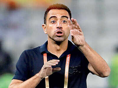 Barca offer Xavi the ball, but he passes for now