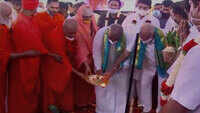 CM Yediyurappa performs ‘bhoomi pooja’ for construction of 108-ft-tall Kempegowda statue 
