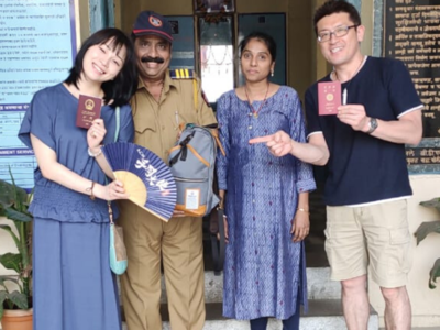 GRP returns stolen bag containing cash and valuables belonging to Japanese tourist couple